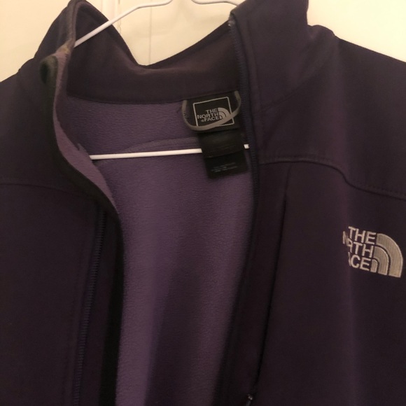 Purple north face jacket - Picture 2 of 3